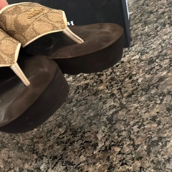 Coach Signature Brown and Tan Flip Flops 8.5 - Picture 6 of 16